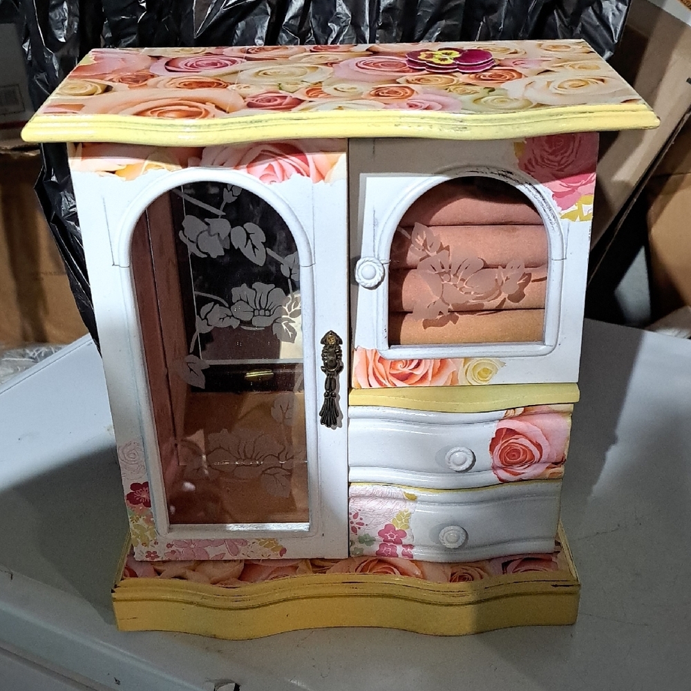 Vintage Music Box And Jewelry Organizer with Floral Design Upcycled